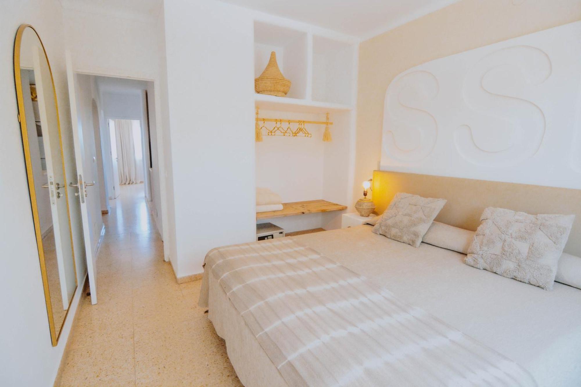 Aparthotel Secret Oasis Ibiza-Only Adults San Antonio Abad Exterior foto