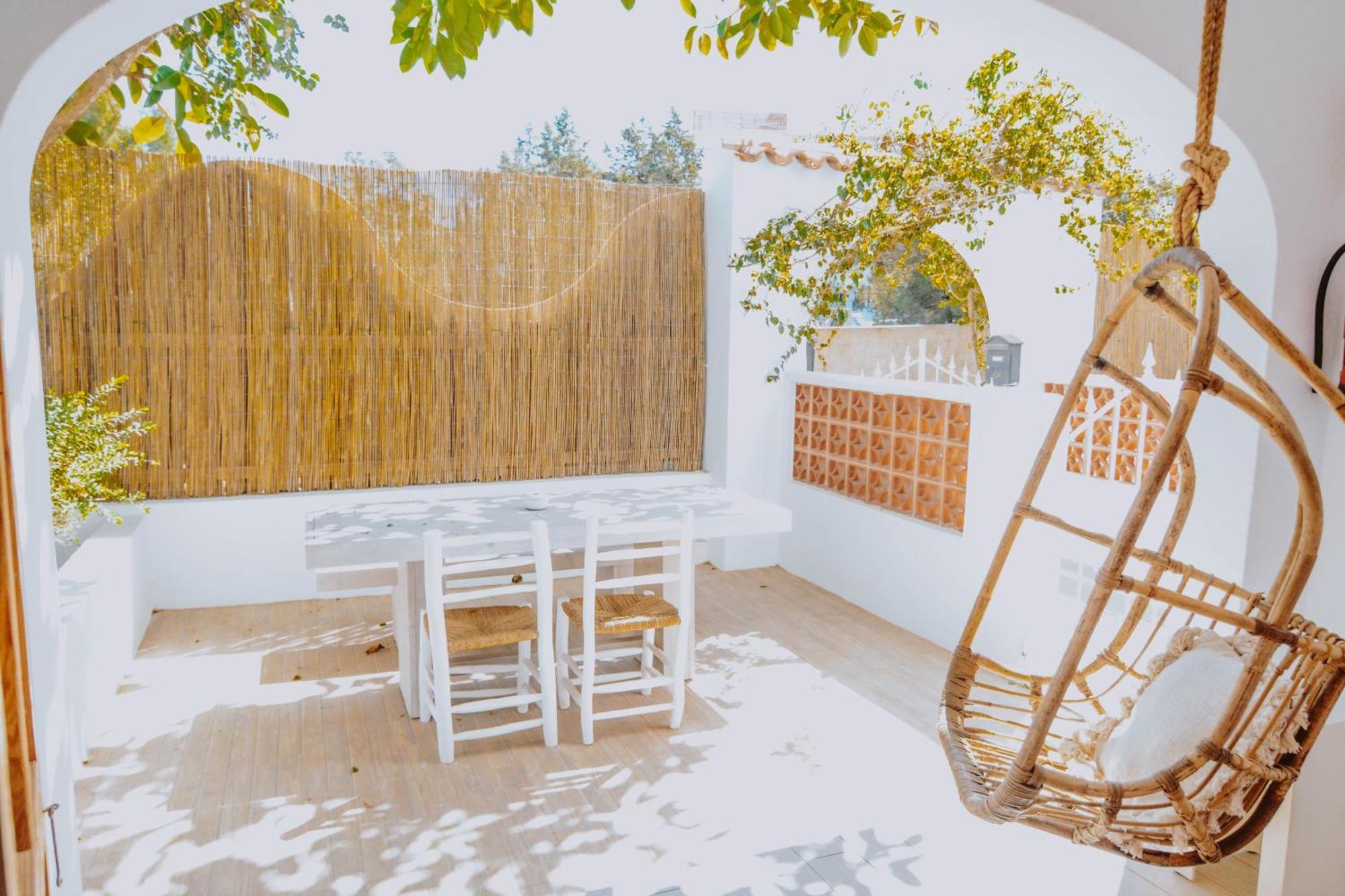 Aparthotel Secret Oasis Ibiza-Only Adults San Antonio Abad Exterior foto