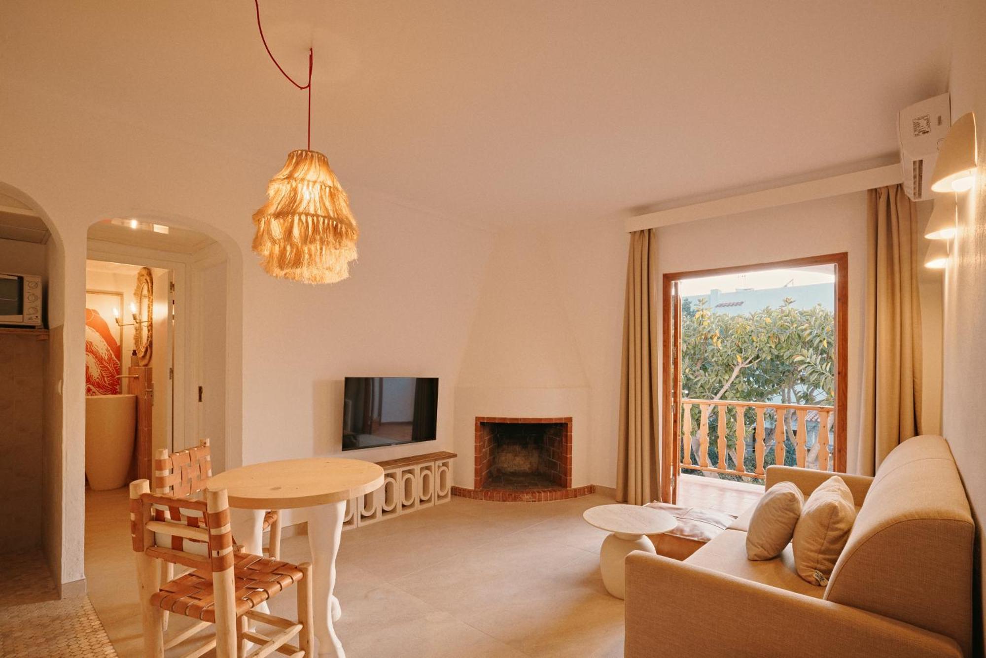 Aparthotel Secret Oasis Ibiza-Only Adults San Antonio Abad Exterior foto