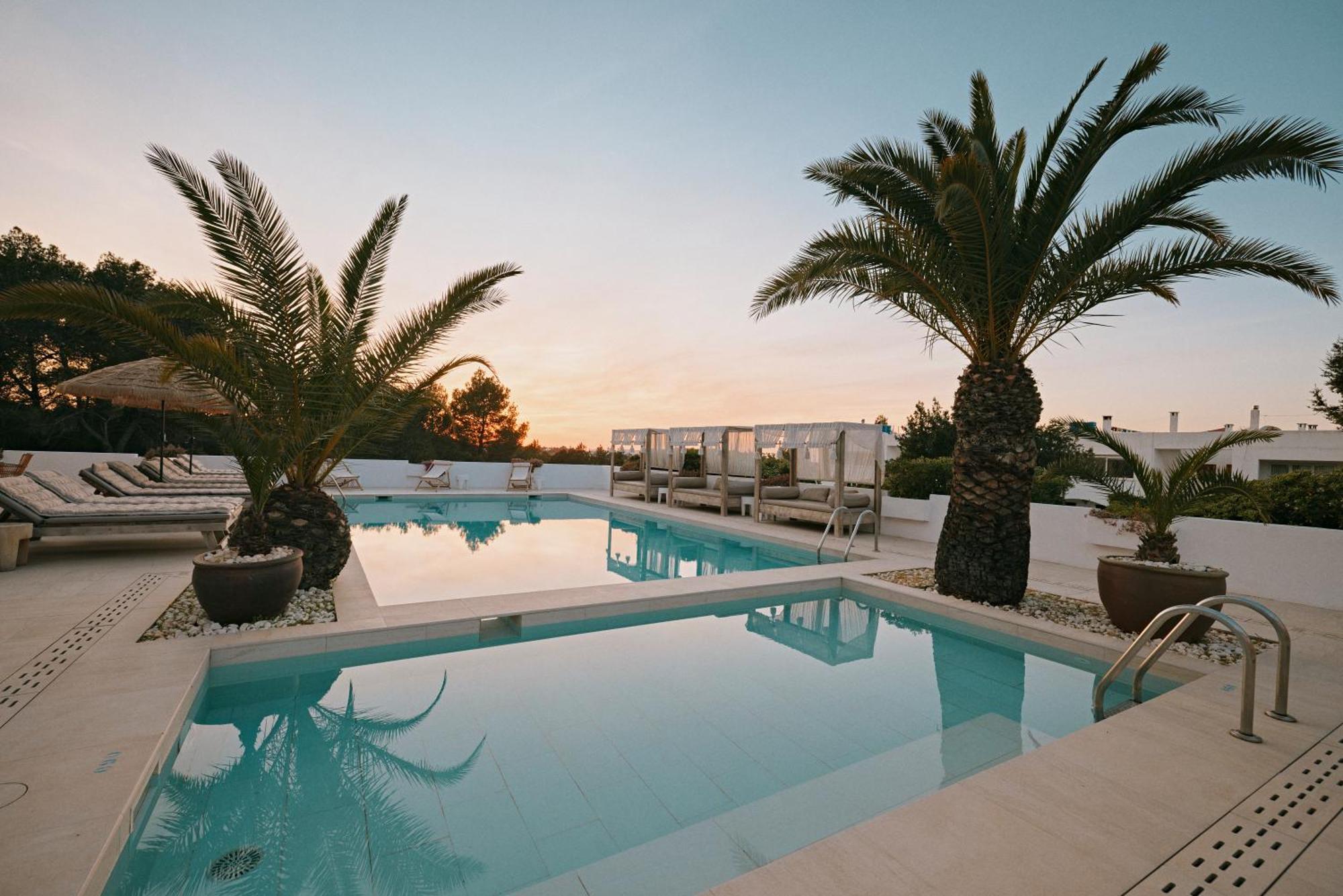 Aparthotel Secret Oasis Ibiza-Only Adults San Antonio Abad Exterior foto
