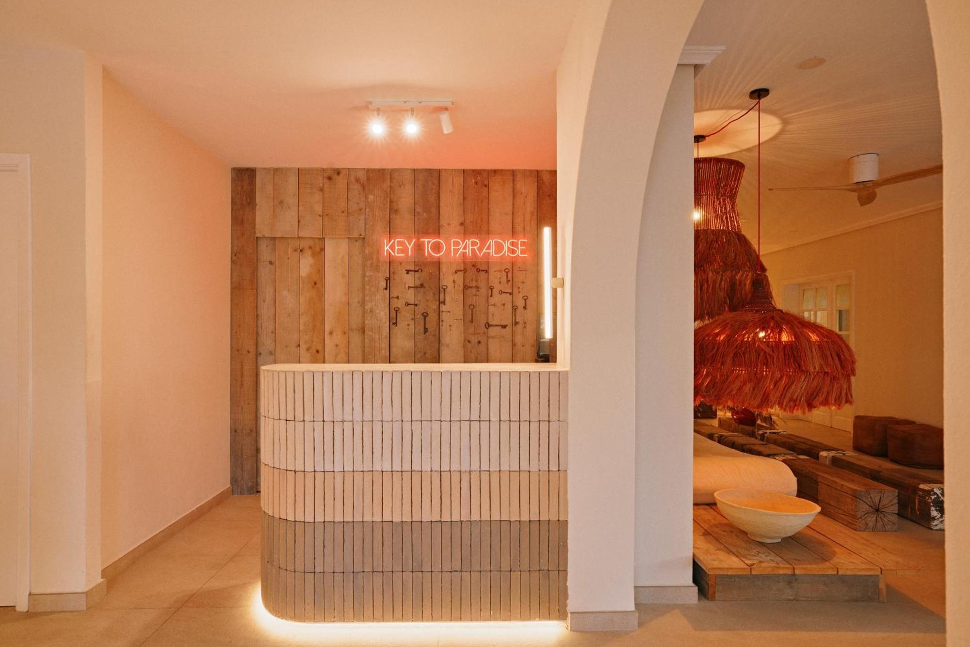 Aparthotel Secret Oasis Ibiza-Only Adults San Antonio Abad Exterior foto